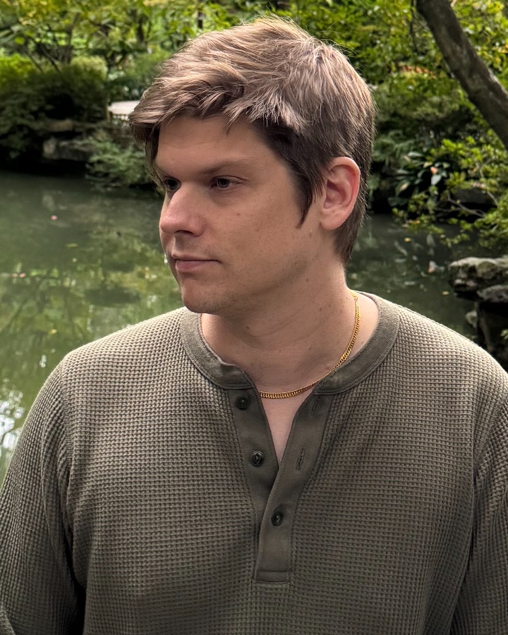 Michael Beskin, cofounder of simplemode, in a garden